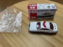 トミカ 58 日産 セドリック パトロールカーのサムネイル