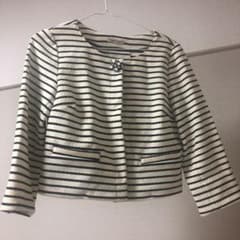 ノーカラージャケットのサムネイル