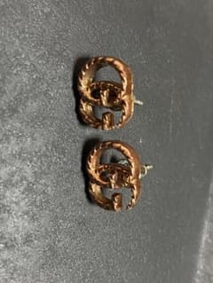 グッチピアスのサムネイル