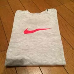 ナイキ 長袖Tシャツ 子供服のサムネイル
