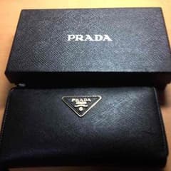 プラダ 長財布 黒色のサムネイル