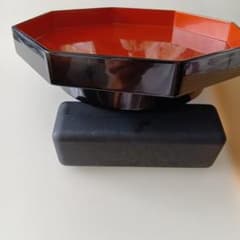 輪島塗　八角盆 菓子器 美術漆器　内側朱塗り 外側黒塗り　塗師 景平 輪島塗 八角盆 菓子器 美術漆器 茶道具 内側朱塗り 外側黒塗り 塗師 景