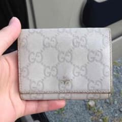 GUCCIのサムネイル