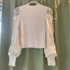 【新品・未使用品】archives リブ編みオフショルダーセーターのサムネイル