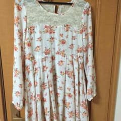 花柄ワンピース/ハニーズのサムネイル