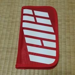 iKON　パスケースのサムネイル