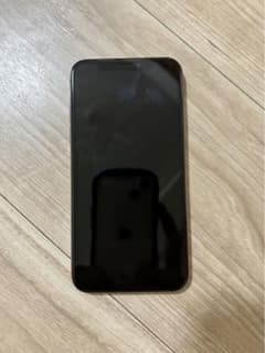 【中古】iPhone xs 64GB 本体のみのサムネイル
