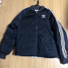 adidas アディダスのサムネイル