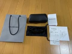 BALENCIAGA SWIFT OVAL サングラスのサムネイル