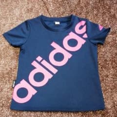 adidasトップスのサムネイル