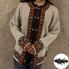 ノルウェー製⭐︎民族風刺繍 花柄 ウール チロリアンニット 