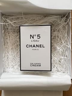 【新品未開封】CHANEL N°5 L'EAU ハンド＆ボディクリームボックス付