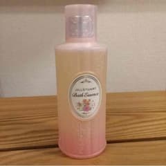 ジルスチュアート バスエッセンスのサムネイル