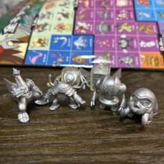 ポケモンフィギュア シルバーカラーのサムネイル