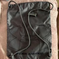 UNDER ARMOUR ドローストリングバッグ グレー ネイビーのサムネイル