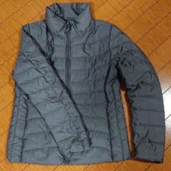 UNIQLO ユニクロ ウルトラライトダウン Mサイズのサムネイル