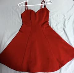 ZARA レッド ミニワンピース フレアのサムネイル