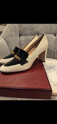 BALLY バイカラー ローファー パンプス 39Eのサムネイル