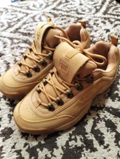 値下げ！希少カラー！FILA♡ディスラプターのサムネイル