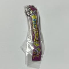 やおきん ミニチュアチャーム ガチャ サワーペーパーキャンディ グレープのサムネイル