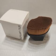 shu uemura ペタル55ファンデーションブラシのサムネイル