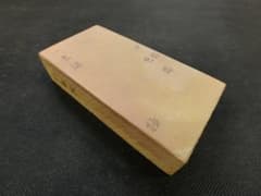 天然砥石 一本松　戸前 色物 仕上げ砥石 大工道具 薄削りのサムネイル