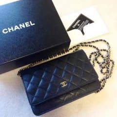 ▲CHANEL▲チェーンウォレット ブラック ゴールド金具（正規品 美品)のサムネイル