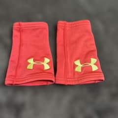 Under Armour レッド リストバンドのサムネイル