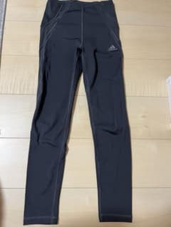 adidas レギンス