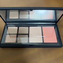 未使用品NARS ロスト イン ラスター フェースパレット