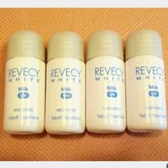 りっつ様専用◆現品サイズ32mL◆リベシィ ホワイト【UVカットミルク】ヤクルトのサムネイル