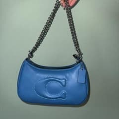 【最終値下】COACH 青色 ハンドバッグのサムネイル