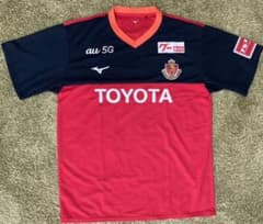 名古屋グランパス ユニフォームのサムネイル