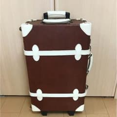 キャリーケースのサムネイル