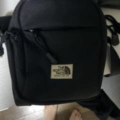 THE NORTH FACE ショルダーバッグ ブラックのサムネイル