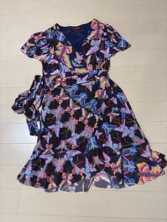 VIVIENNE TAM バタフライフレアワンピースのサムネイル