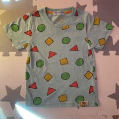 Tシャツ　クレヨンしんちゃんのサムネイル