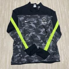 期間限定値下げ！！【激レア】ナイキ　NIKE  NFTB デジタルカモフラージュのサムネイル