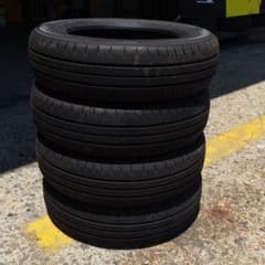 ダイハツトール新車用タイヤのサムネイル