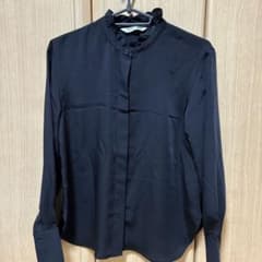 UNIQLO フリルネックブラウス ブラック Sのサムネイル