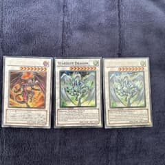 スターダスト・ドラゴン ウルトラレア 英語版2枚 レッド・デーモンズ