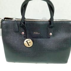 FURLA　　ハンドバッグ　はなはな様専用のサムネイル