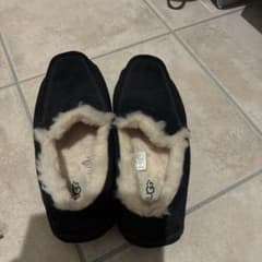 UGG メンズ ローファーのサムネイル