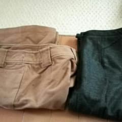 ズボンとスカートのサムネイル