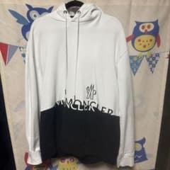MONCLER プルオーバーパーカー ホワイト/ブラックのサムネイル