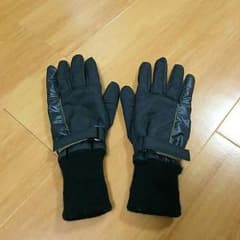 バイク用の冬用手袋のサムネイル