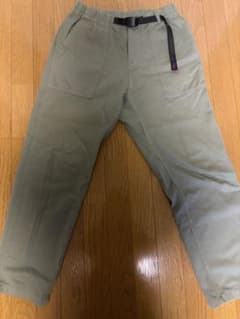 GRAMICCI カーキ色パンツ Mサイズのサムネイル