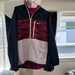 NIKE リバーシブル ウィンドブレーカーのサムネイル