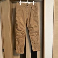 カーゴパンツ