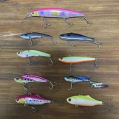 バイブレーションルアー&ミノー　セットのサムネイル